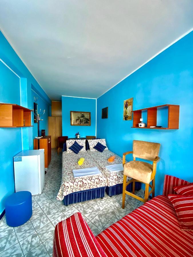 فندق Vila Duricic 300M Od Mora Ðenovići المظهر الخارجي الصورة