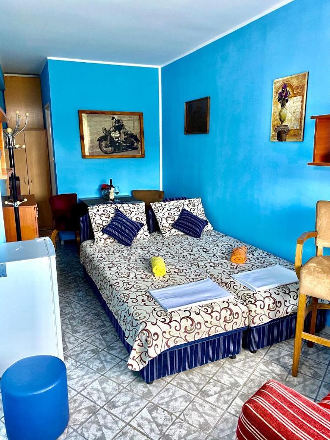 فندق Vila Duricic 300M Od Mora Ðenovići المظهر الخارجي الصورة